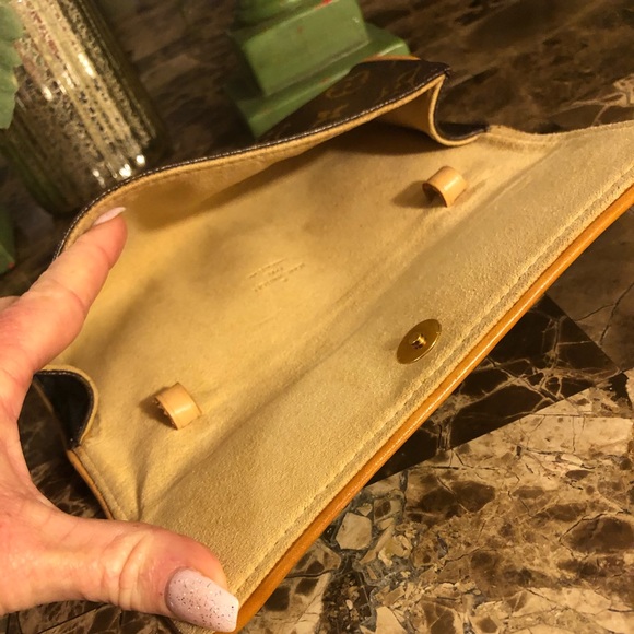 AUTH Louis Vuitton Twin GORGEOUS 🌺EXCELLENT COND - Picture 7 of 11